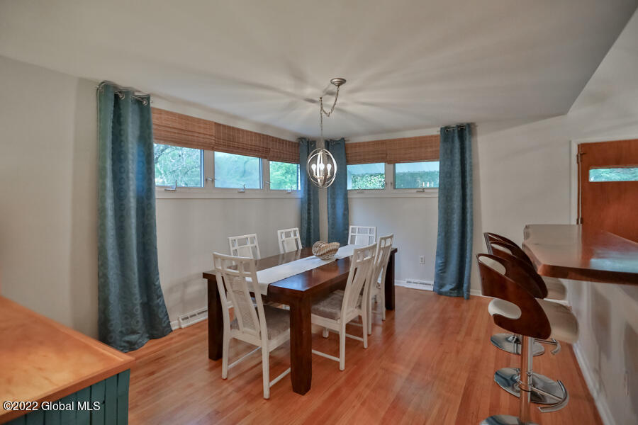 1302 Rowe Road Niskayuna, NY 12309 - Photo 9 of 40 1302-Rowe-54