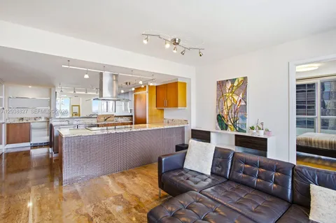 $2,500,000 | 50 Biscayne Boulevard, Unit 2510, Miami, FL 33132