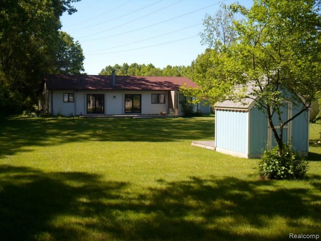 6431 Mayfair Road Utica, MI 48317 - Photo 16 of 18 Back.jpg
