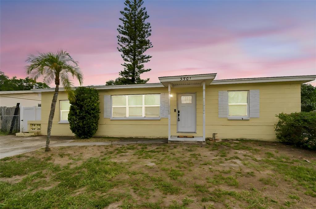 5501 82nd Avenue North Pinellas Park, FL 33781 - Photo 3 of 42