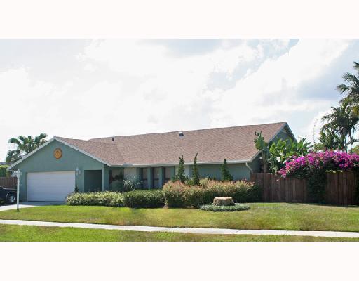4157 Cedar Creek Road Boca Raton, FL 33487 - Photo 1 of 16 Primary Photo