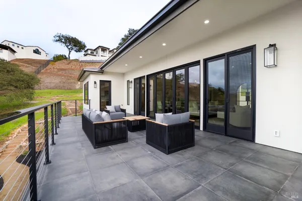 $2,900,000 | 3921 Flintridge Drive, Santa Rosa, CA 95403