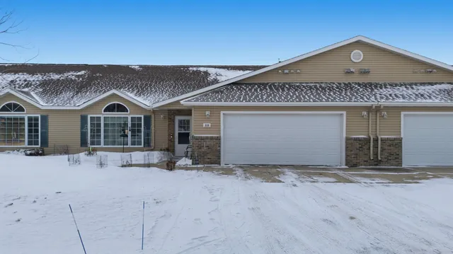 $279,900 | 328 30th Street North, Moorhead, MN 56560