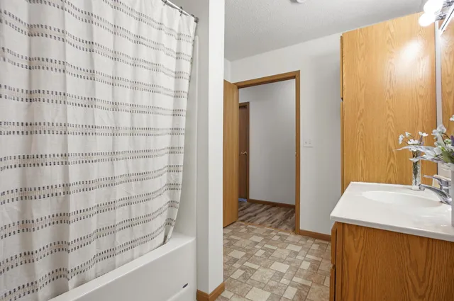 $279,900 | 328 30th Street North, Moorhead, MN 56560