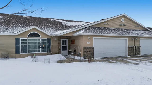 $279,900 | 328 30th Street North, Moorhead, MN 56560