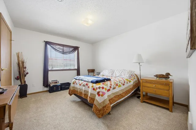 $279,900 | 328 30th Street North, Moorhead, MN 56560