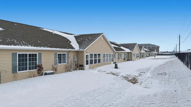 $279,900 | 328 30th Street North, Moorhead, MN 56560
