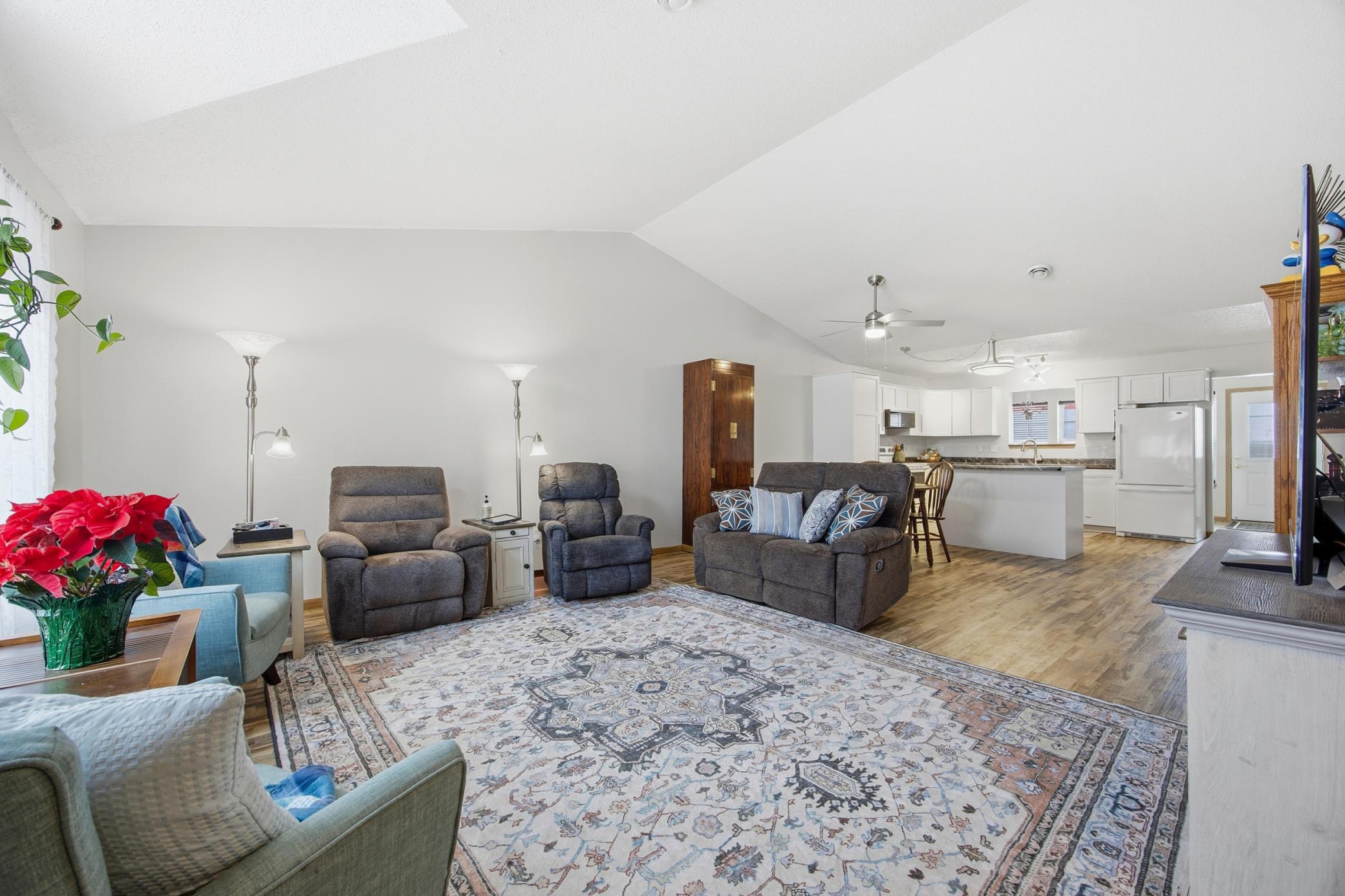 328 30th Street North Moorhead, MN 56560 - Photo 5 of 27