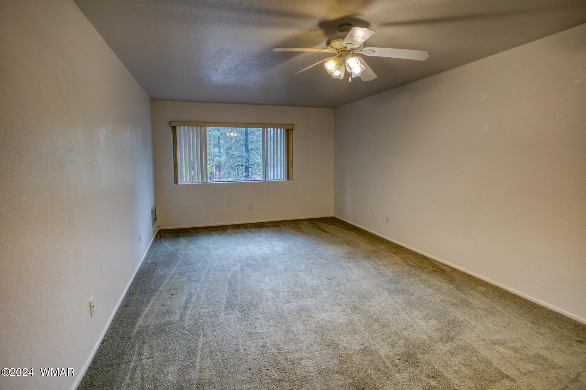 2684 Sports Village Loop Pinetop, AZ 85935 - Photo 13 of 17 Primary Bedroom