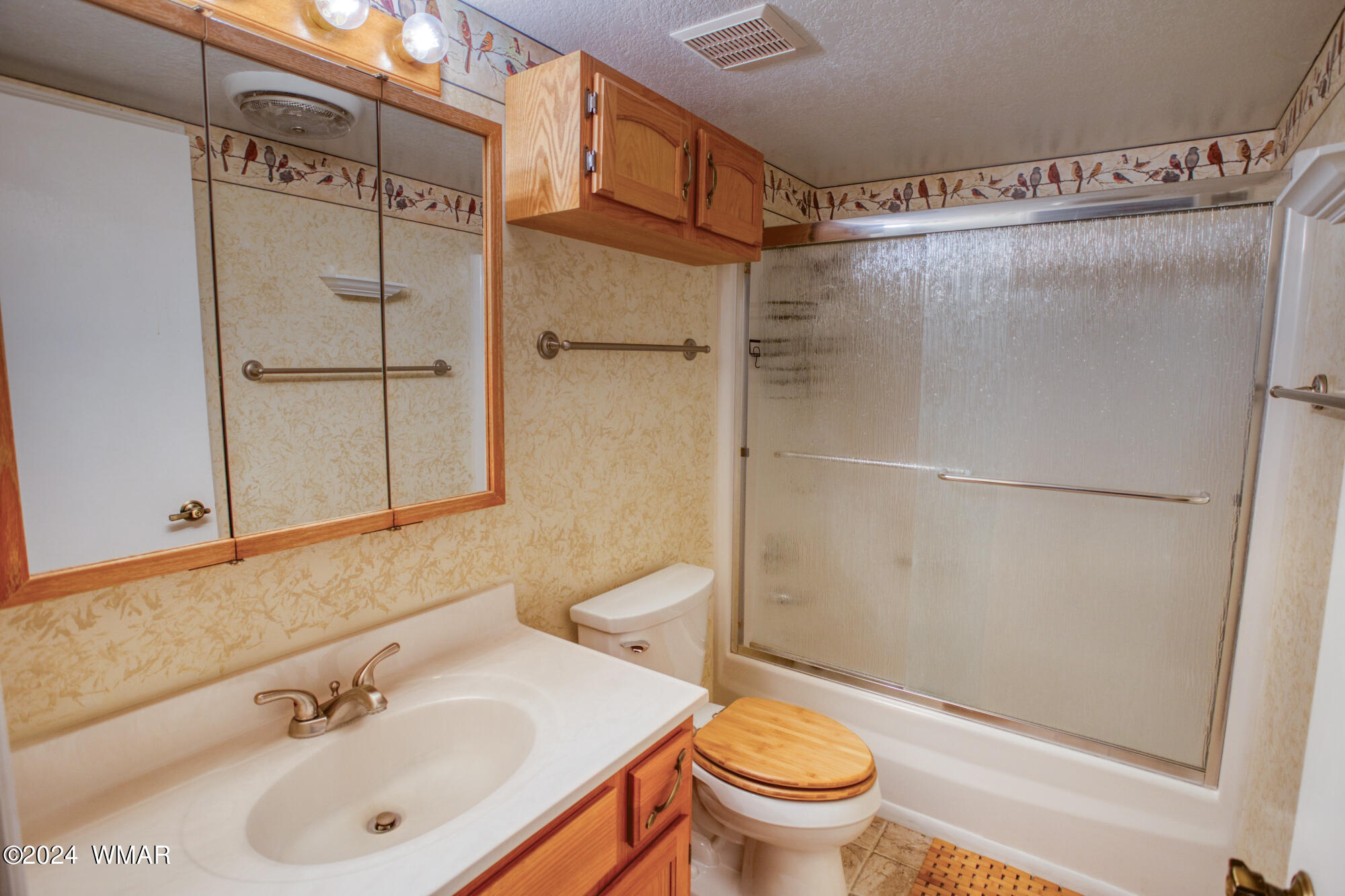 2684 Sports Village Loop Pinetop, AZ 85935 - Photo 15 of 17 Guest Bath