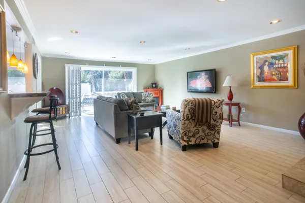 $325,000 | 68355 Paseo Real, Unit 13, Cathedral City, CA 92234