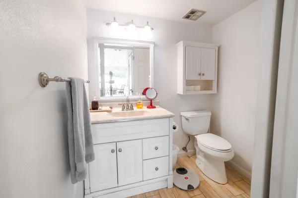 $325,000 | 68355 Paseo Real, Unit 13, Cathedral City, CA 92234