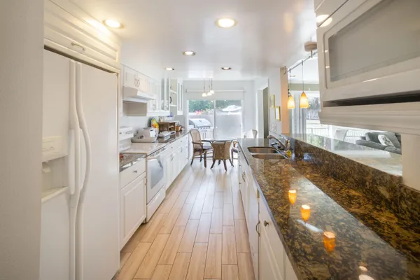 $325,000 | 68355 Paseo Real, Unit 13, Cathedral City, CA 92234