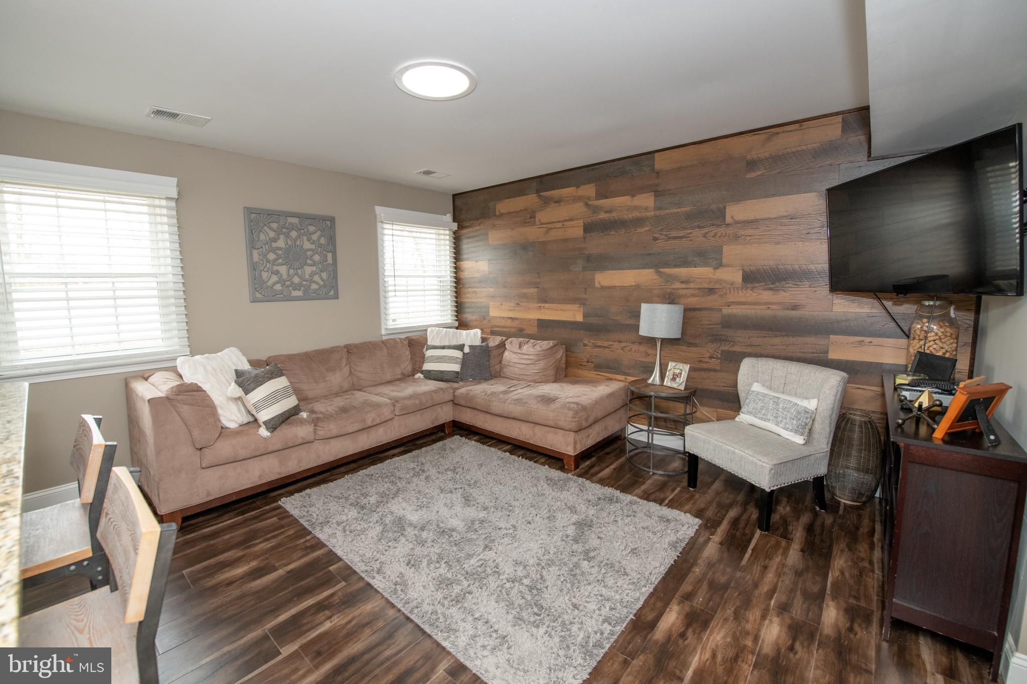 76 Home Road Hatboro, PA 19040 - Photo 14 of 47 Family Room