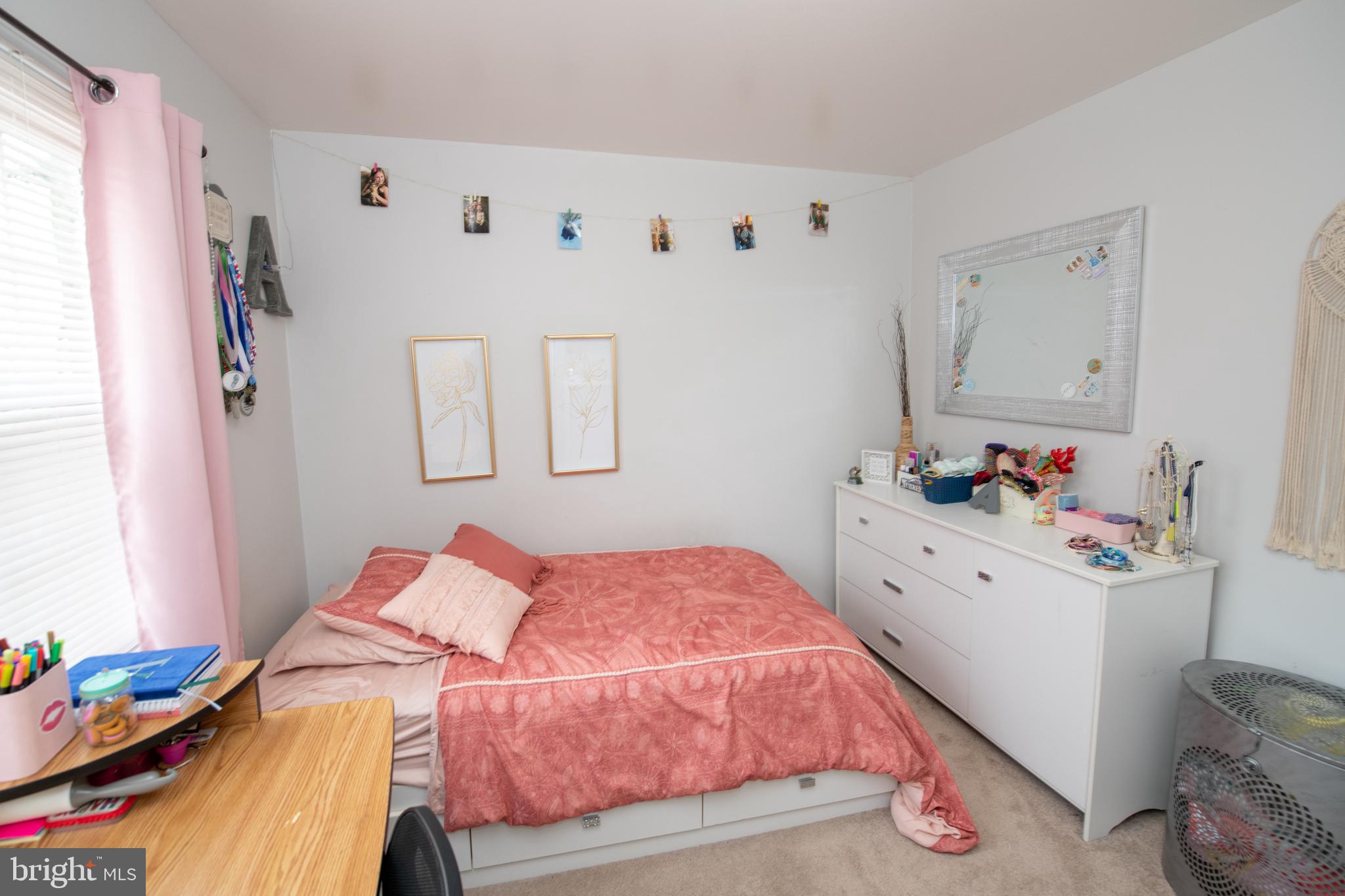 76 Home Road Hatboro, PA 19040 - Photo 26 of 47 3rd Bedroom