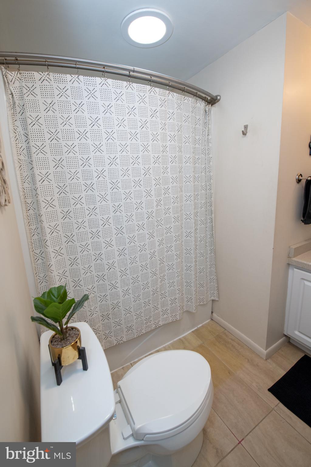 76 Home Road Hatboro, PA 19040 - Photo 29 of 47 Bathroom