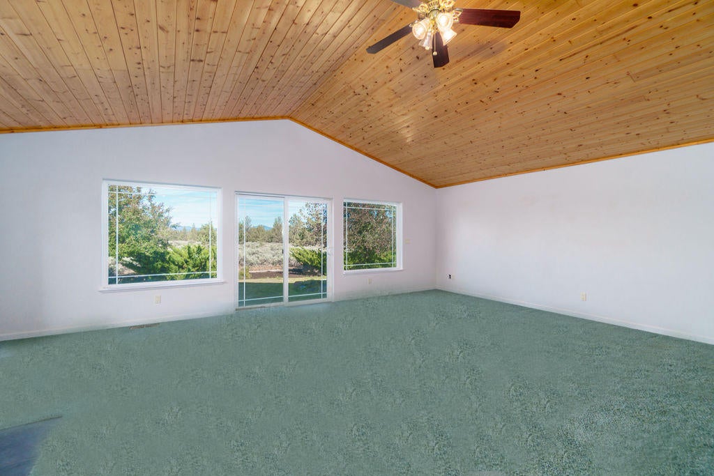 18655 Innes Market Road Bend, OR 97703 - Photo 14 of 28 RileyVisuals-8 (2)
