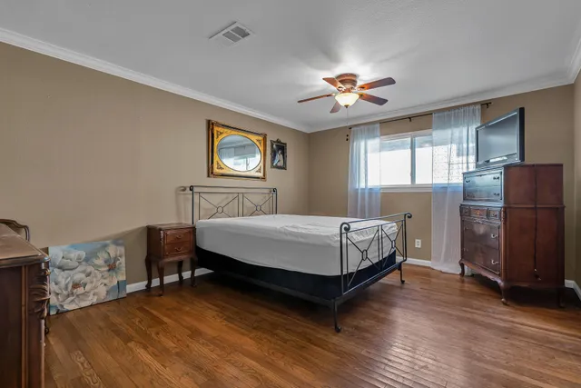 $399,000 | 2010 Athens Avenue, Redding, CA 96001