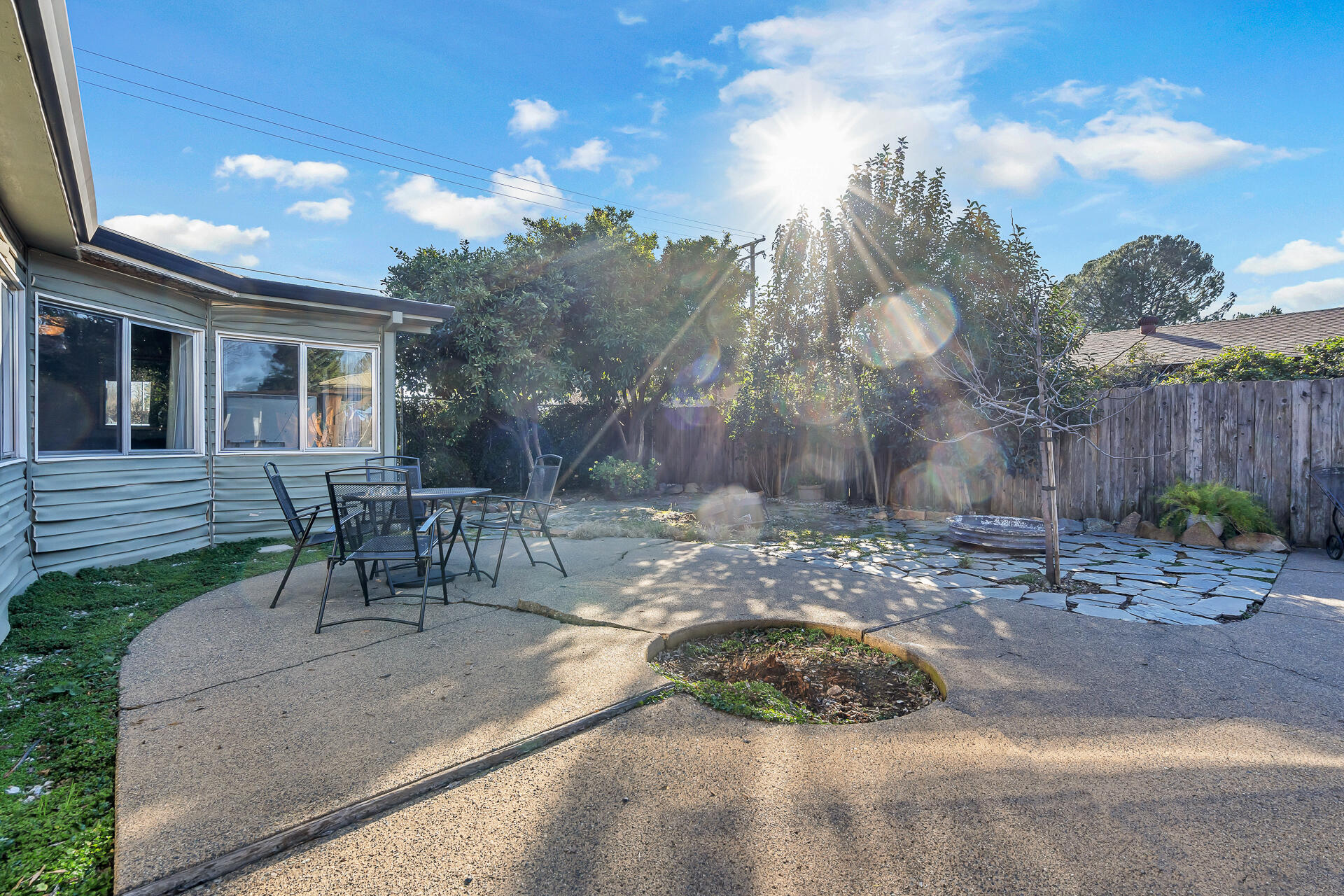 2010 Athens Avenue Redding, CA 96001 - Photo 21 of 40 2010AthensAvenue-2