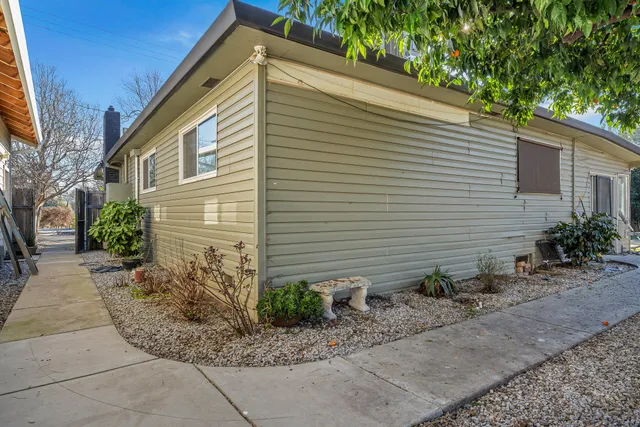 $399,000 | 2010 Athens Avenue, Redding, CA 96001
