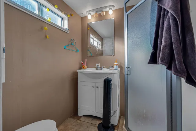 $399,000 | 2010 Athens Avenue, Redding, CA 96001