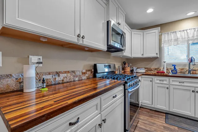 $399,000 | 2010 Athens Avenue, Redding, CA 96001