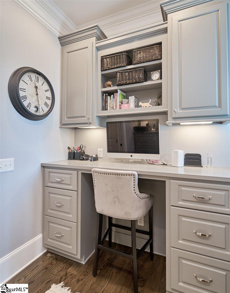 311 Raven Road Greenville, SC 29615 - Photo 11 of 36