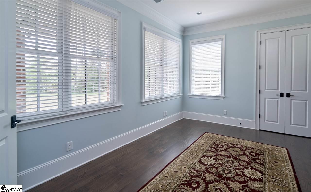 311 Raven Road Greenville, SC 29615 - Photo 31 of 36