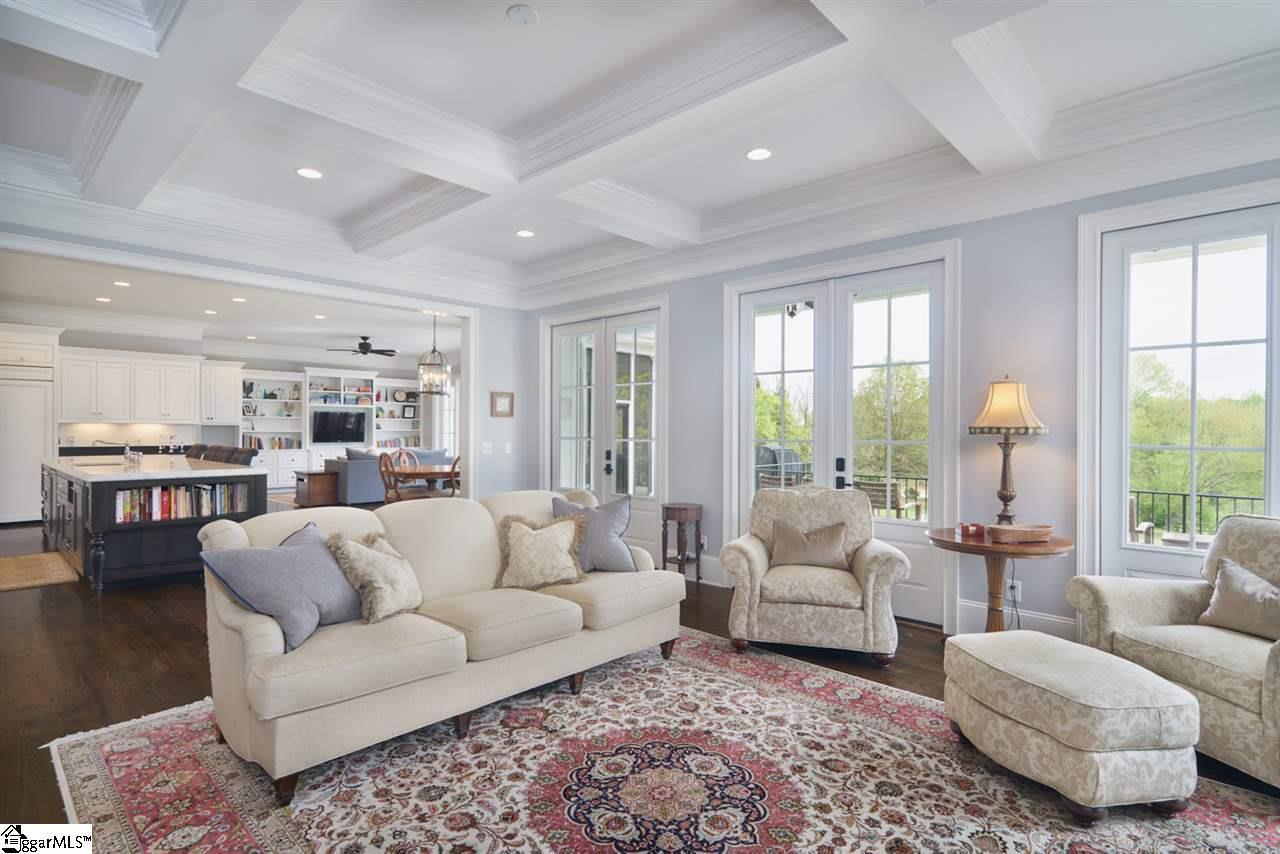 311 Raven Road Greenville, SC 29615 - Photo 7 of 36