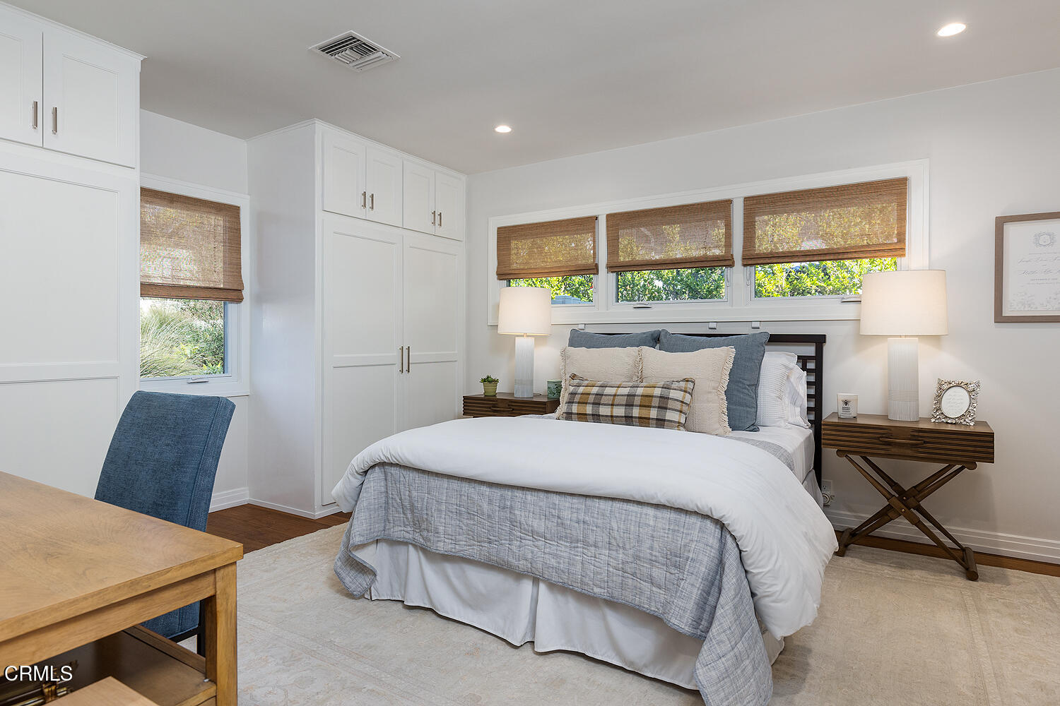 650 Westbridge Place Pasadena, CA 91105 - Photo 19 of 31 a bedroom with a bed and a table in it