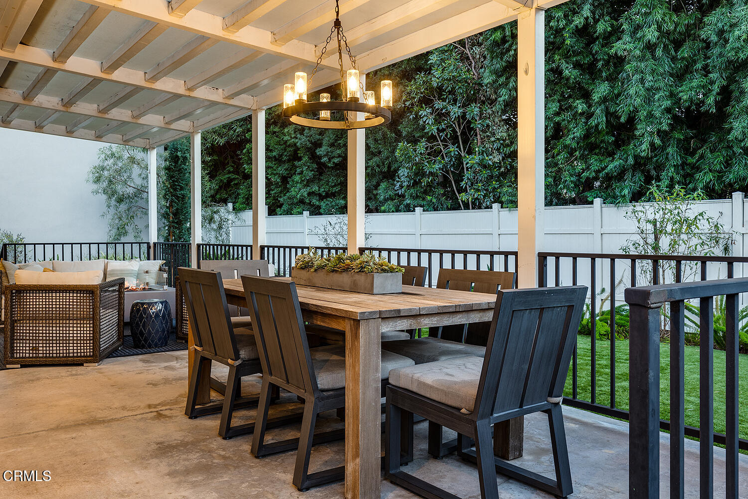 650 Westbridge Place Pasadena, CA 91105 - Photo 27 of 31 a view of a dining room with furniture window and outside view