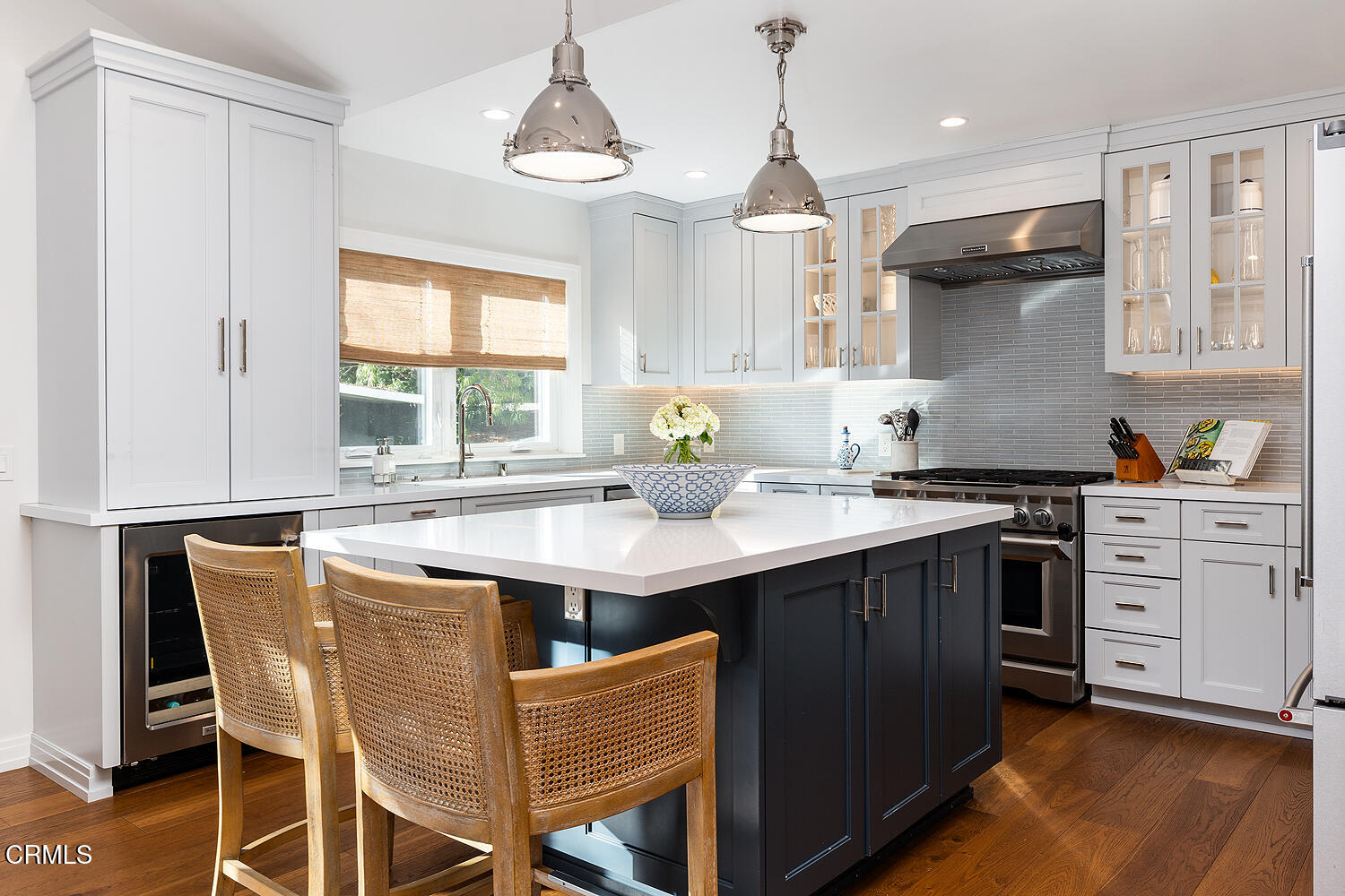 650 Westbridge Place Pasadena, CA 91105 - Photo 10 of 31 a kitchen with stainless steel appliances granite countertop a sink stove and cabinets