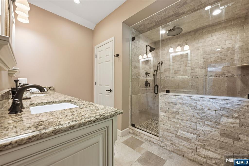 62 Fells Road Verona, NJ 07044 - Photo 22 of 48