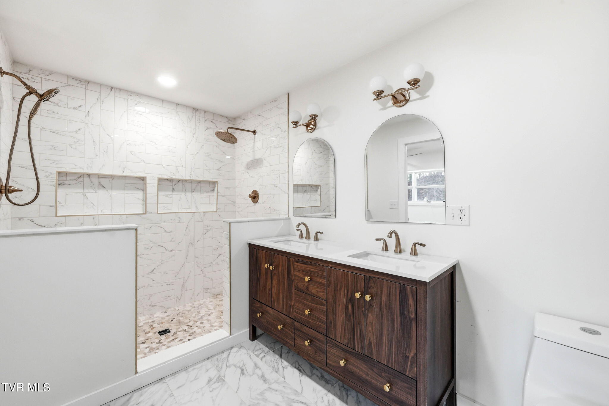 4030 Reservoir Road Kingsport, TN 37660 - Photo 11 of 34 19-web-or-mls-4030 Reservoir Rd-26