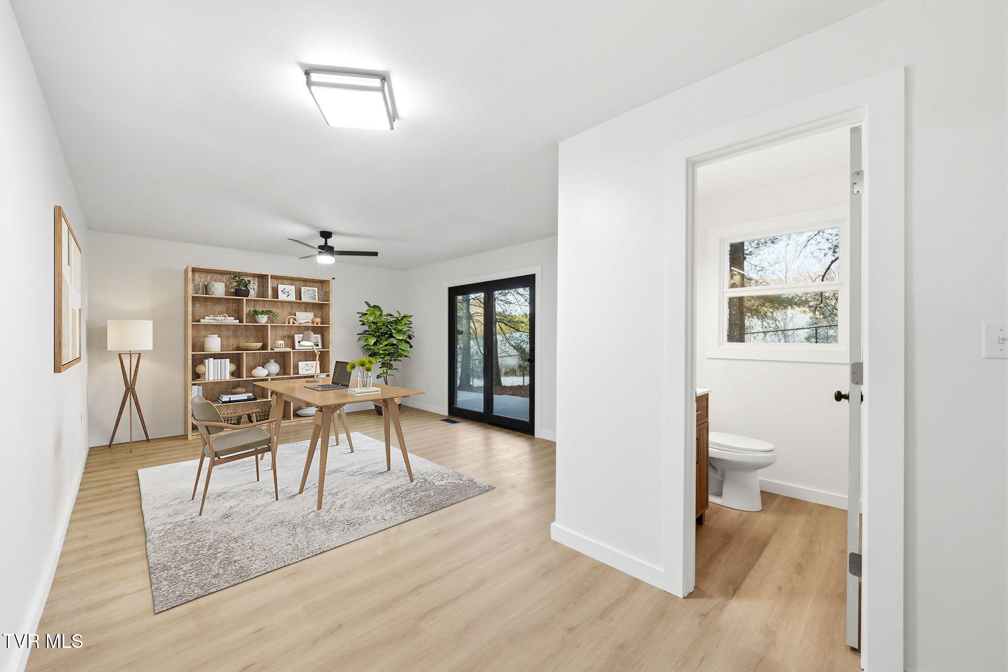 4030 Reservoir Road Kingsport, TN 37660 - Photo 12 of 34 62-web-or-mls-IMG_6143_large office spac