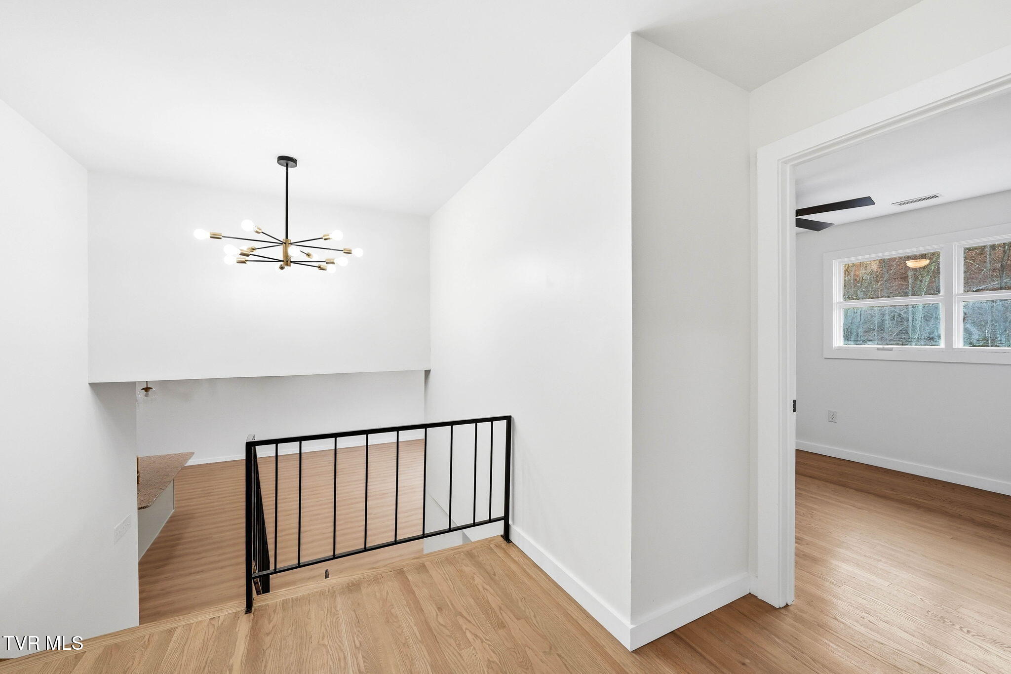 4030 Reservoir Road Kingsport, TN 37660 - Photo 15 of 34 16-web-or-mls-4030 Reservoir Rd-23