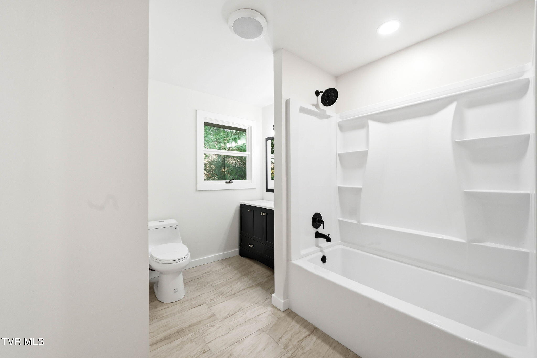 4030 Reservoir Road Kingsport, TN 37660 - Photo 20 of 34 33-web-or-mls-4030 Reservoir Rd-39