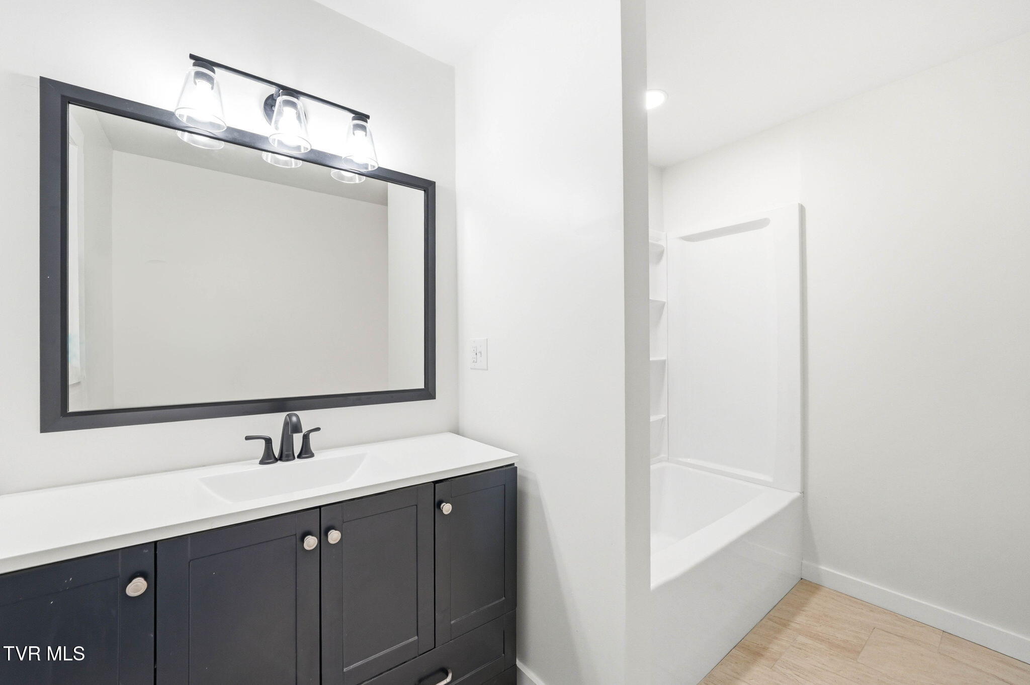 4030 Reservoir Road Kingsport, TN 37660 - Photo 21 of 34 35-web-or-mls-4030 Reservoir Rd-40