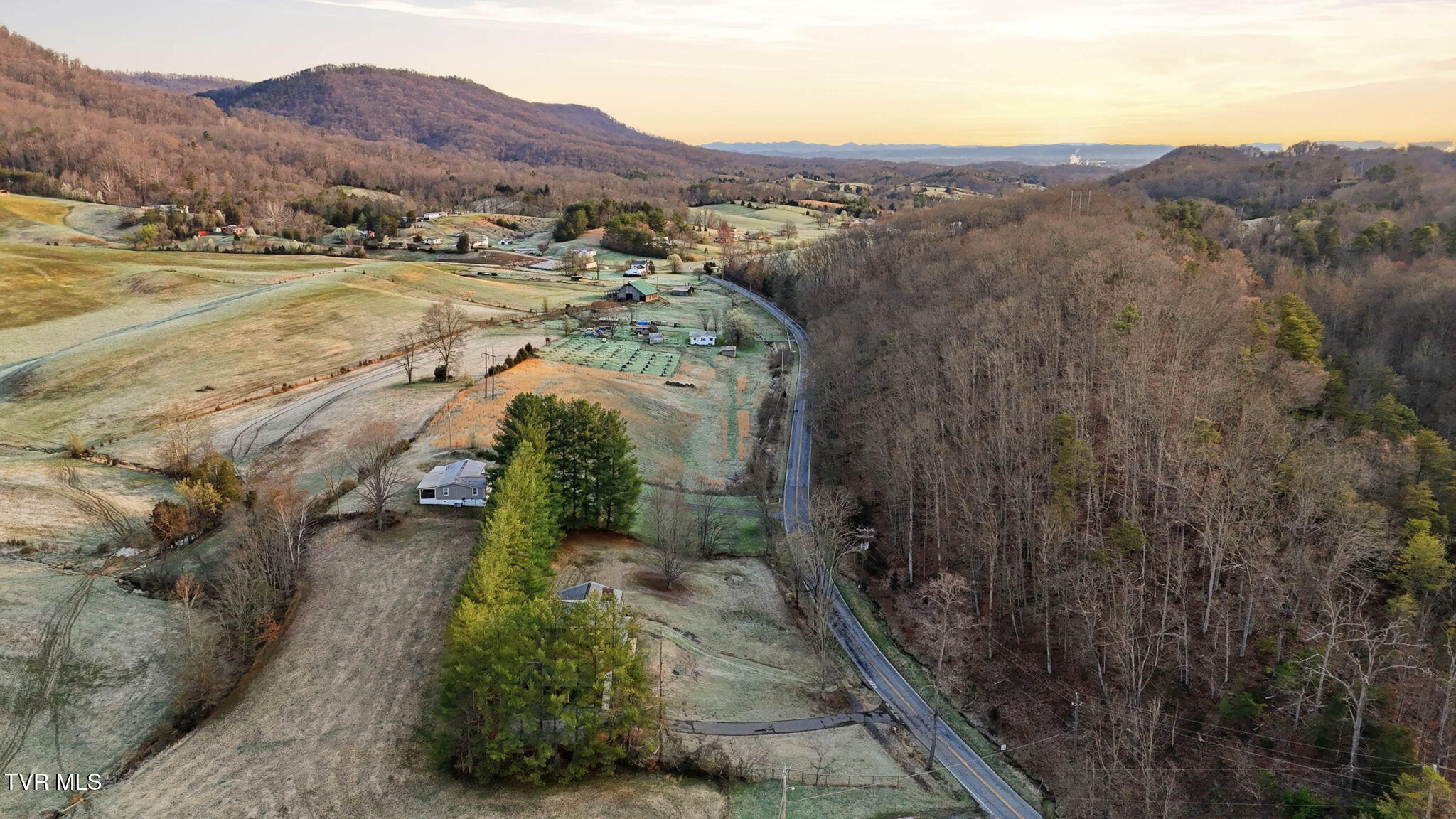 4030 Reservoir Road Kingsport, TN 37660 - Photo 34 of 34 55-web-or-mls-4030 Reservoir Rd-59