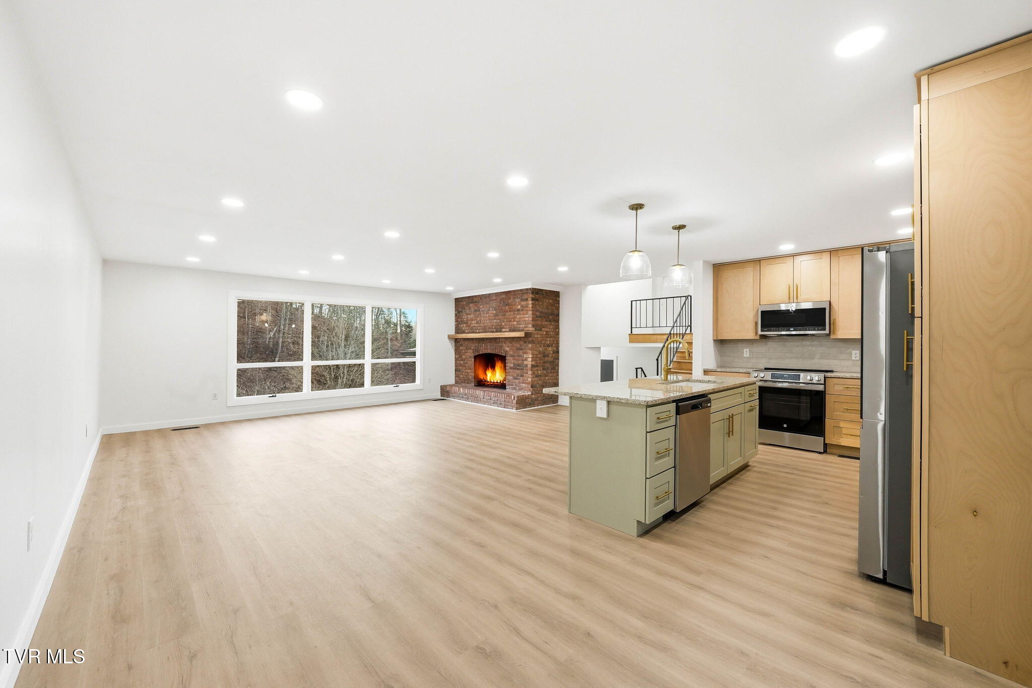 4030 Reservoir Road Kingsport, TN 37660 - Photo 8 of 34 7-web-or-mls-4030 Reservoir Rd-15