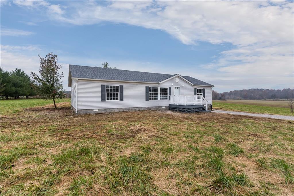 3924 South Pleasant Ridge Road Scottsburg, IN 47170 - Photo 3 of 29 Gallery Image 3