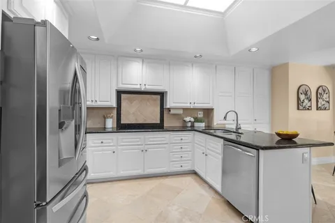 $1,450,000 | 19275 Brooktrail Lane, Huntington Beach, CA 92648