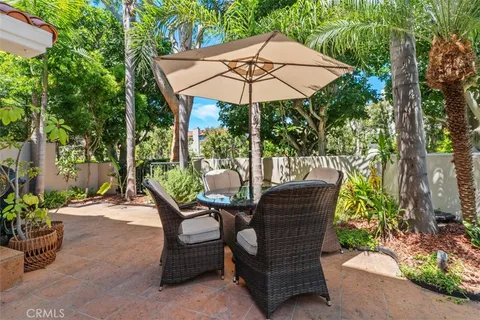 $1,450,000 | 19275 Brooktrail Lane, Huntington Beach, CA 92648