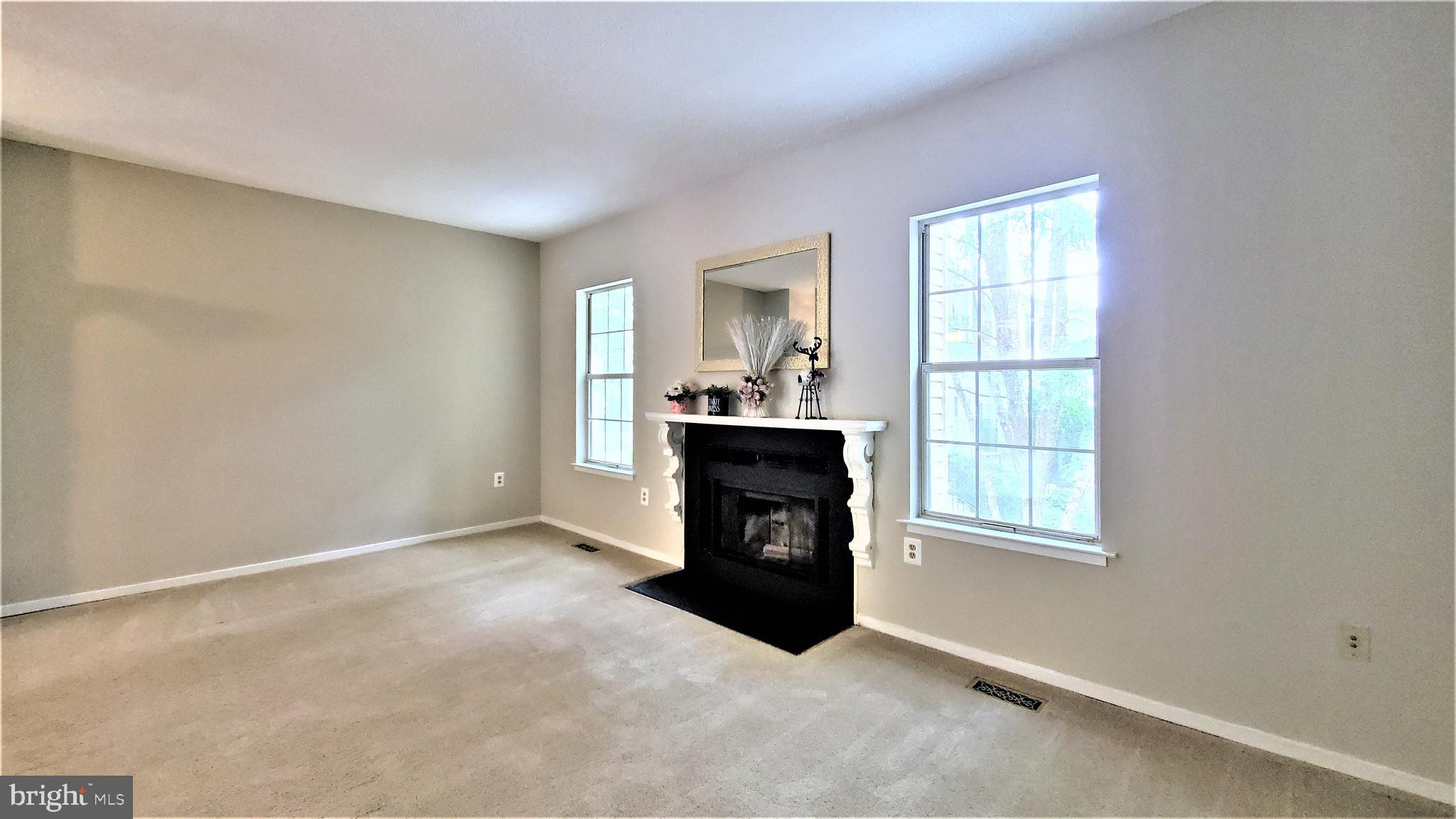 2324 Hunters Square Court Reston, VA 20191 - Photo 4 of 22