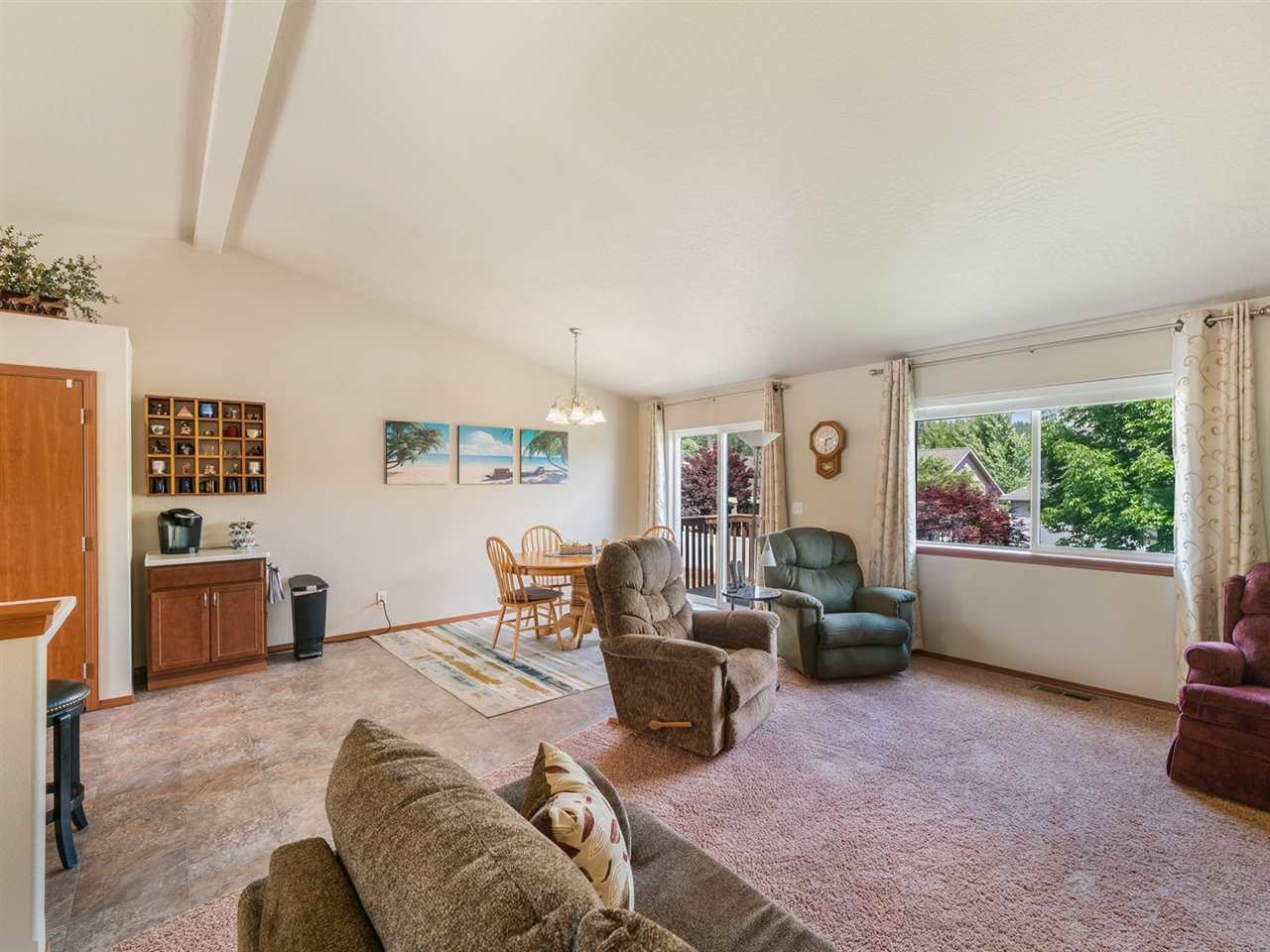 5024 North Willow Road Spokane, WA 99206 - Photo 2 of 20