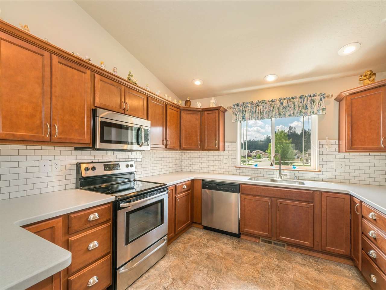 5024 North Willow Road Spokane, WA 99206 - Photo 6 of 20