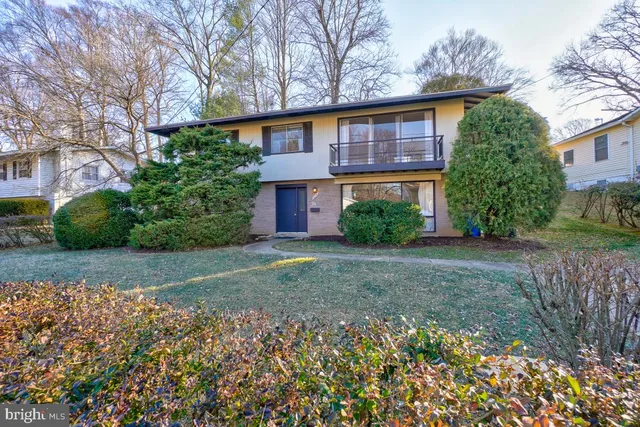 $3,000 | 13701 Arctic Avenue, Rockville, MD 20853