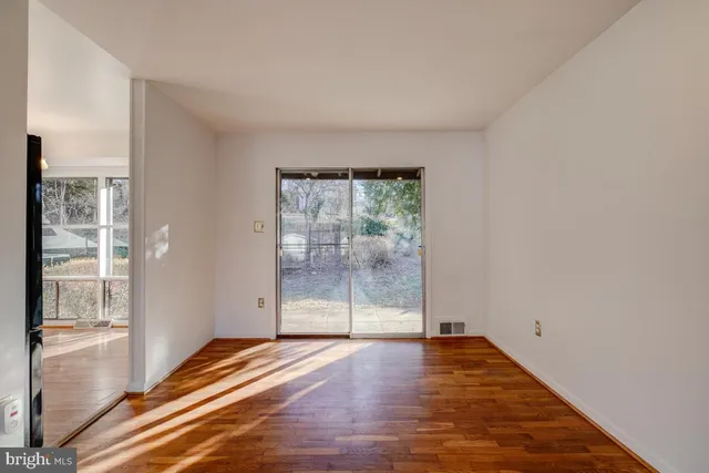 $3,000 | 13701 Arctic Avenue, Rockville, MD 20853