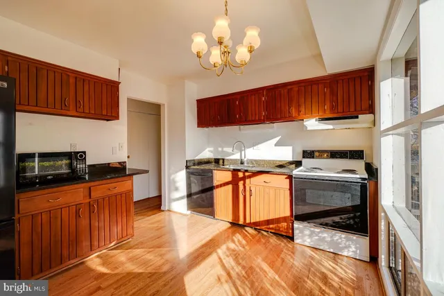 $3,000 | 13701 Arctic Avenue, Rockville, MD 20853