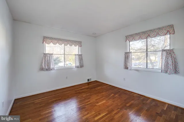 $3,000 | 13701 Arctic Avenue, Rockville, MD 20853